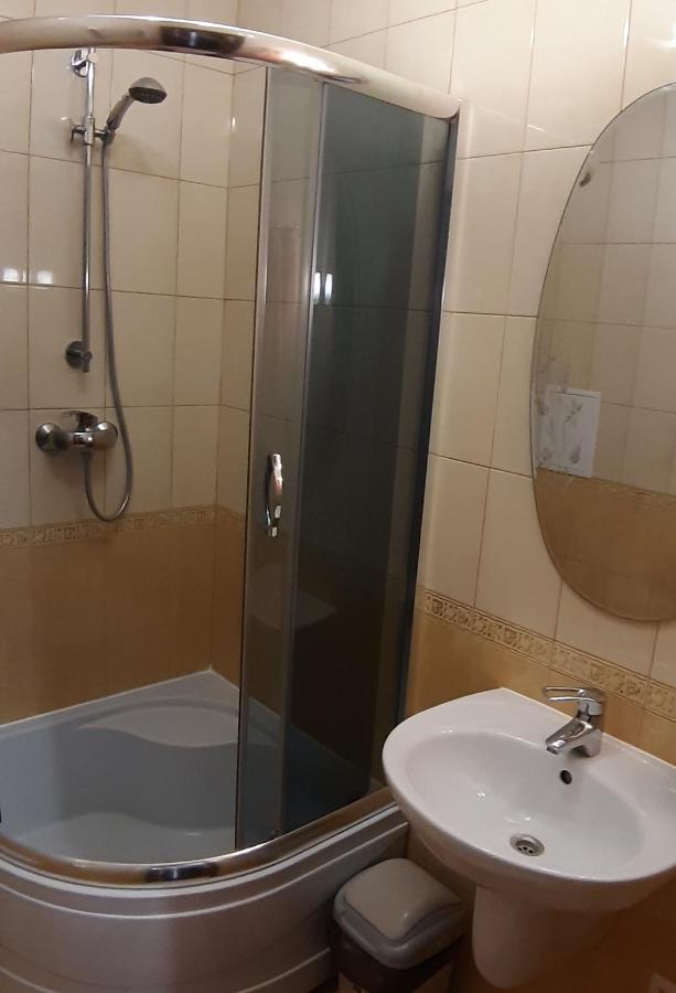 Ідилія Lviv Ngoại thất bức ảnh
