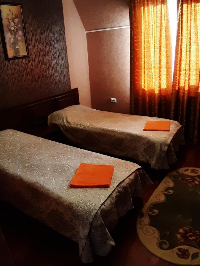 Ідилія Lviv Ngoại thất bức ảnh