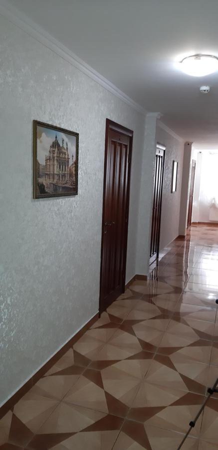 Ідилія Lviv Ngoại thất bức ảnh