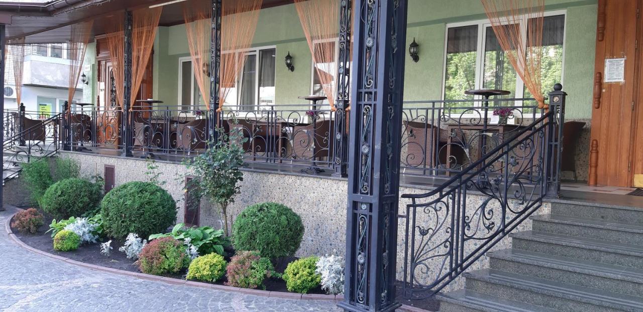 Ідилія Lviv Ngoại thất bức ảnh